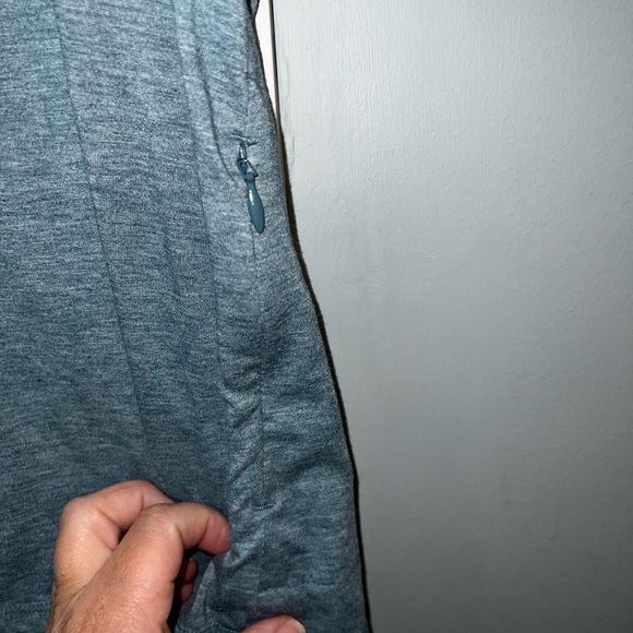 REI VNeck heathered teal athletic shirt - Picture 5 of 6